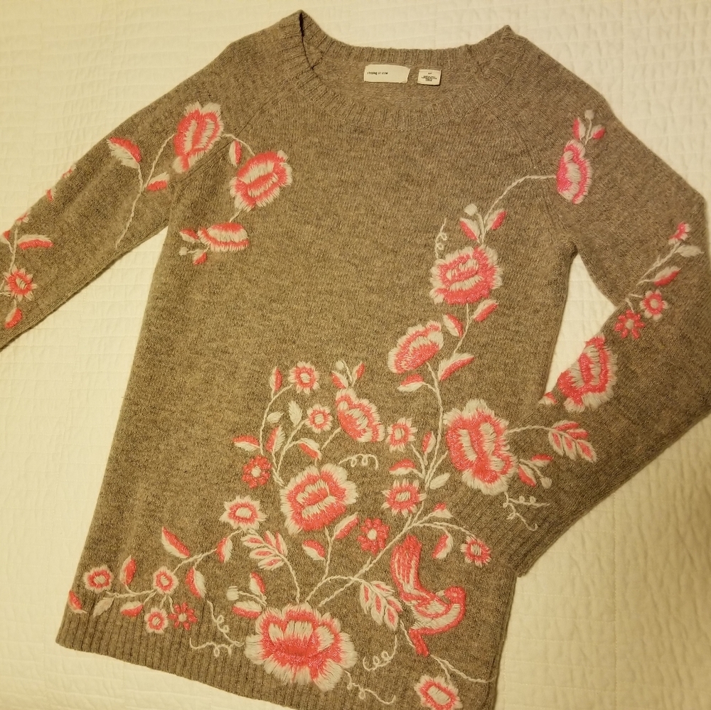 Sleeping on snow sweater